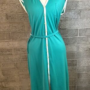 VTG 60s/70s Mint Green Dream Dress – Button-Down Beauty w/ Retro Belt size 9